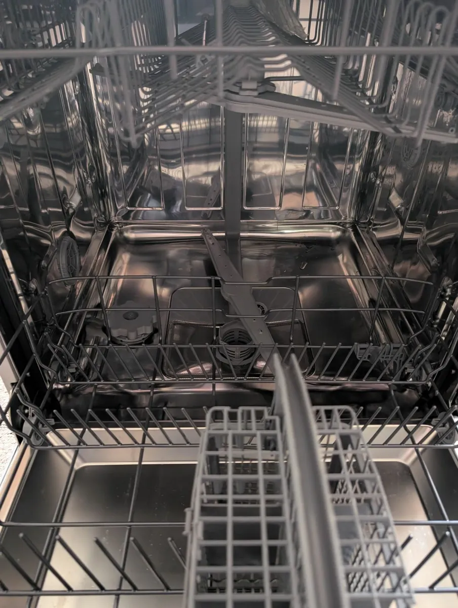 Nordmende Freestanding Silver Dishwasher - Image 3