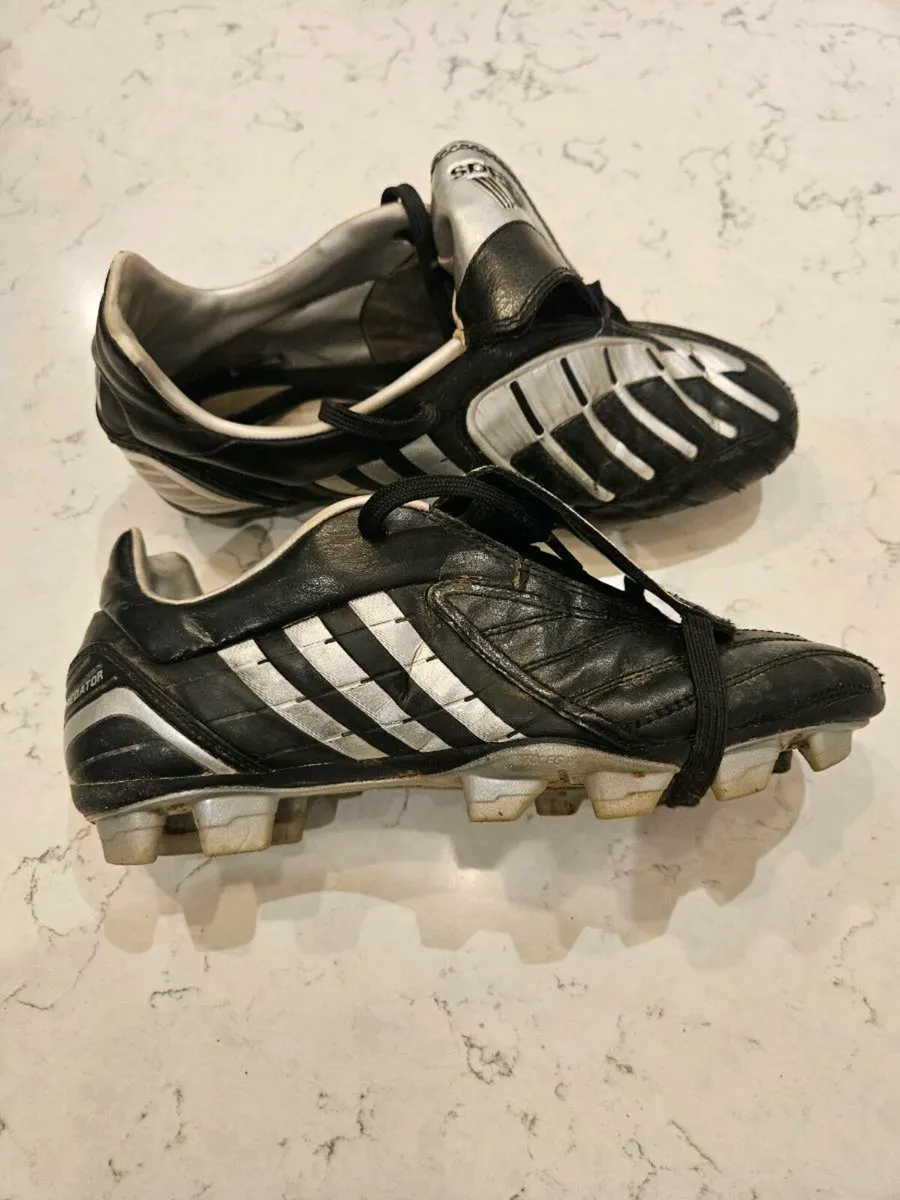 Kids football boots - Image 1