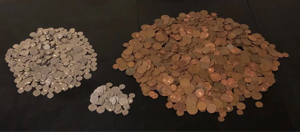 Coins huge lot of Irish coins - Image 1