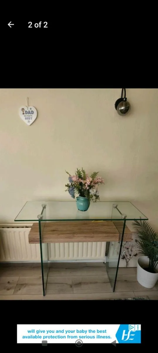 Glass Hall Table for sale, in perfect condition, n - Image 1