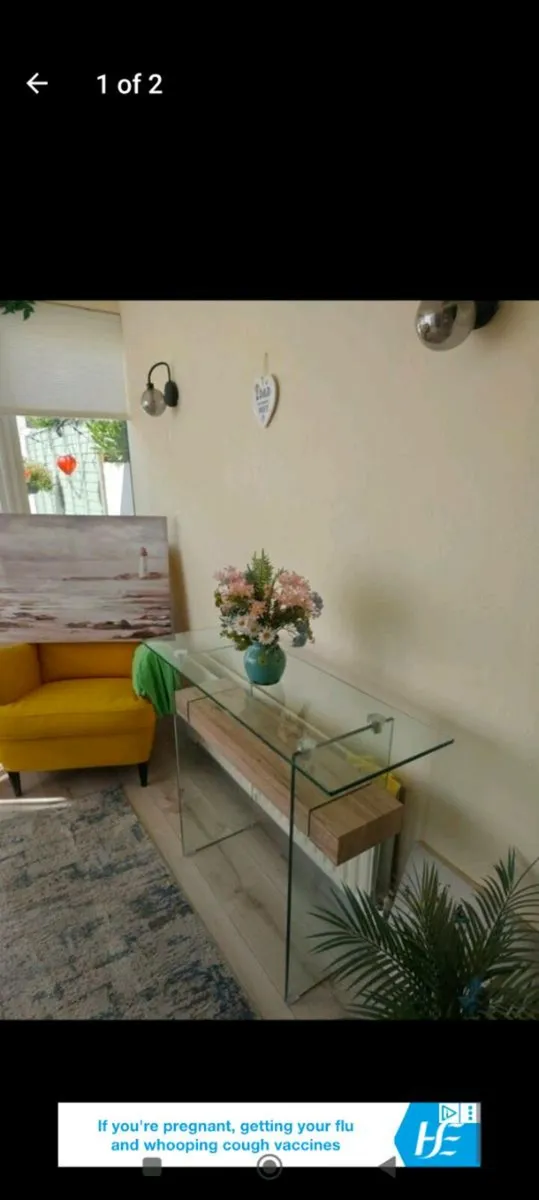 Glass Hall Table for sale, in perfect condition, n - Image 2
