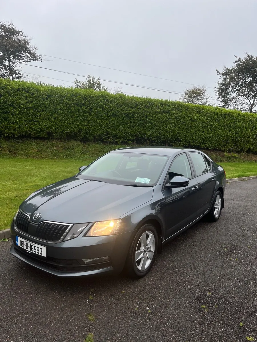Skoda Octavia 2018 Ambition 1.6TDI - Image 2