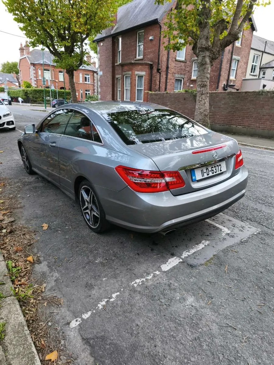 MERCEDES BENZ E-CLASS AVANT SPORT - Image 3
