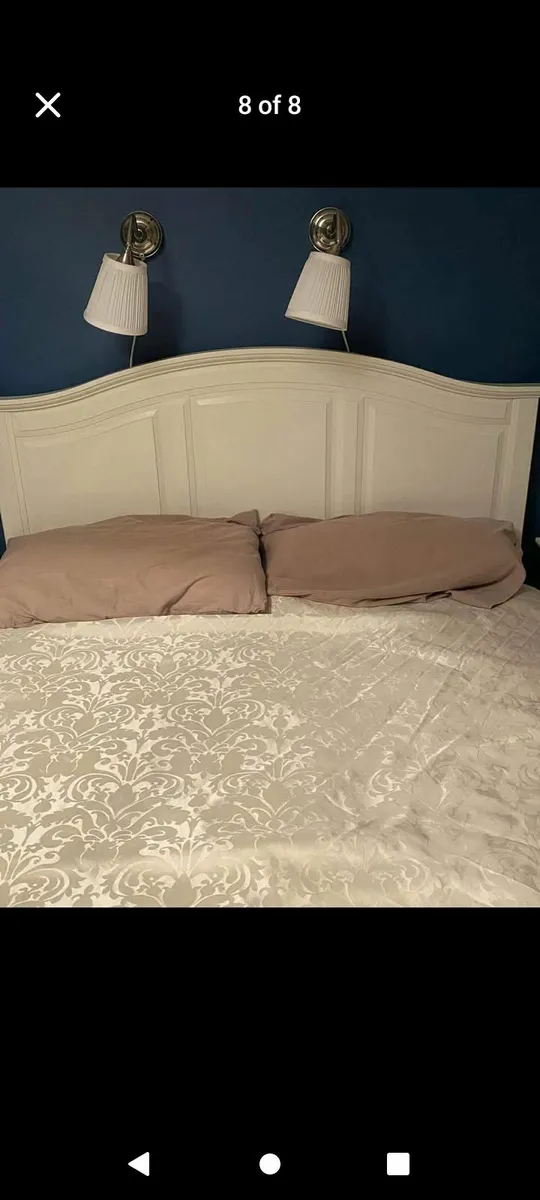 Double bed - Image 1