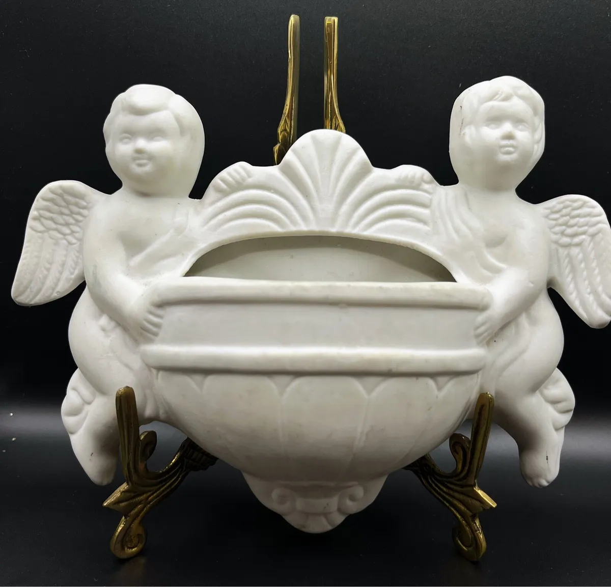 Vintage cherub wall pocket planter - Image 1