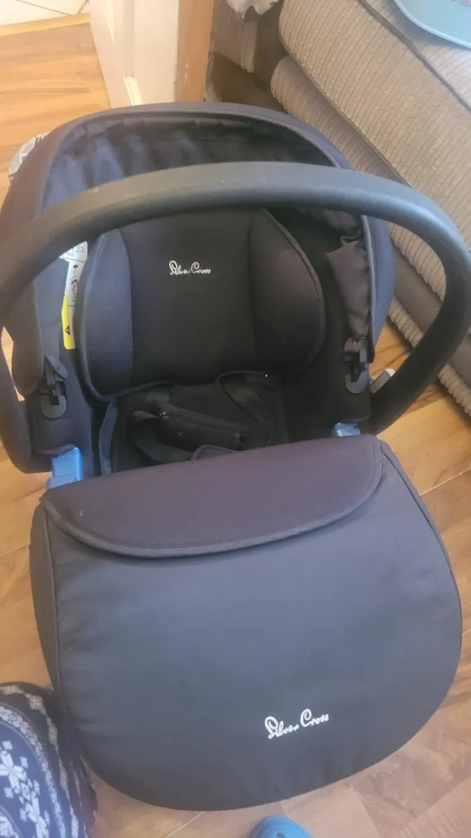 Car Seat - Image 1