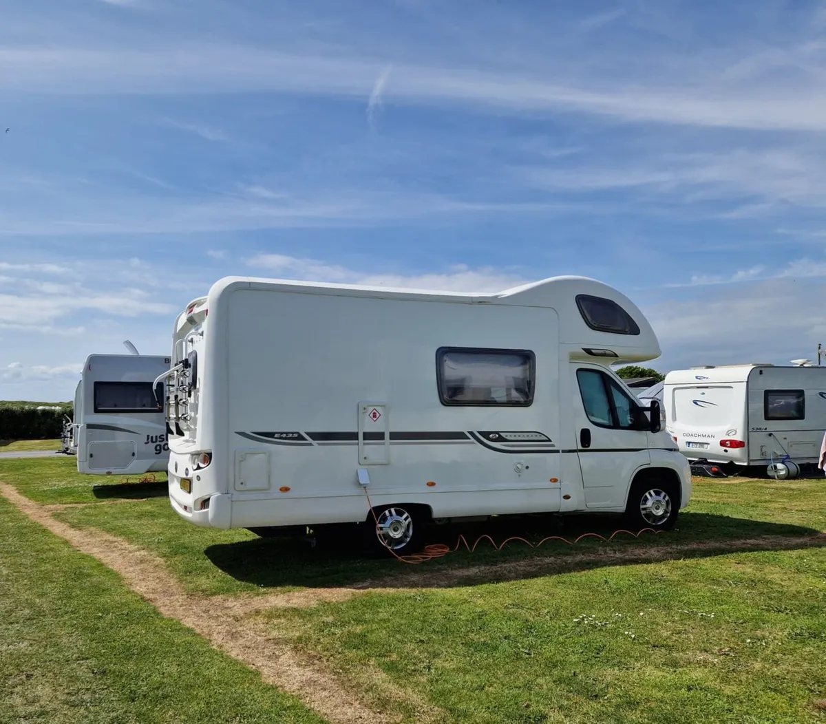 Motorhome - Image 2