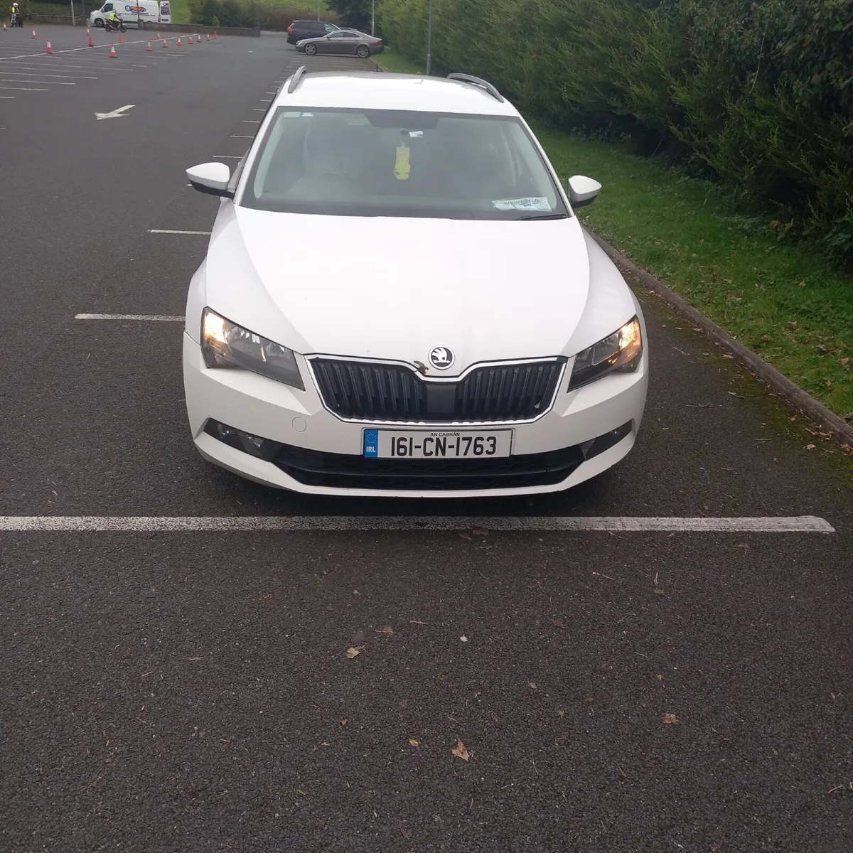 2016 Skoda Superb Nct March 2026 trade car - Image 2