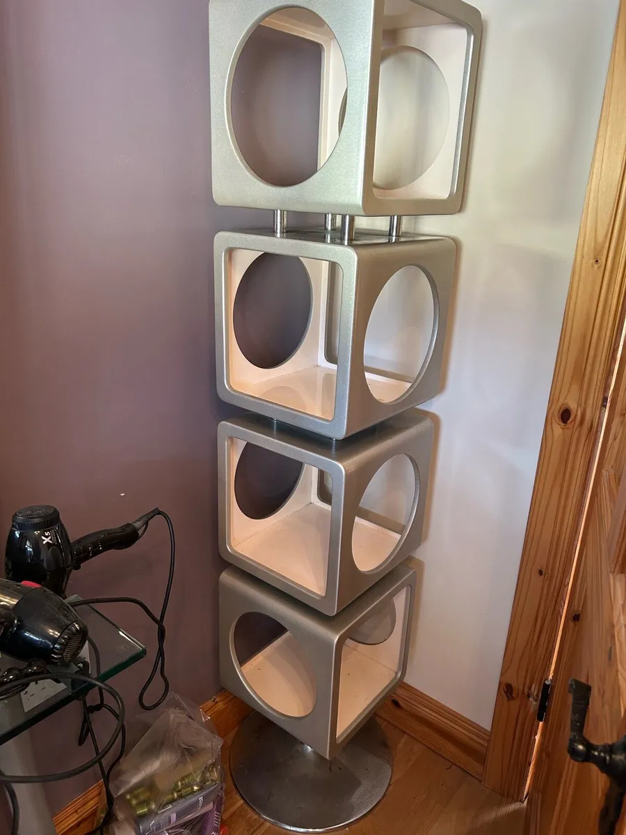 Salon furniture & equipment - Image 4