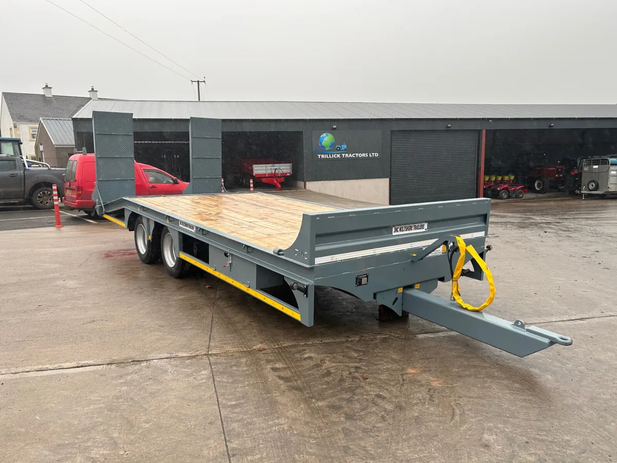 * New 19 Tonne JNC Low-Loader * - Image 1