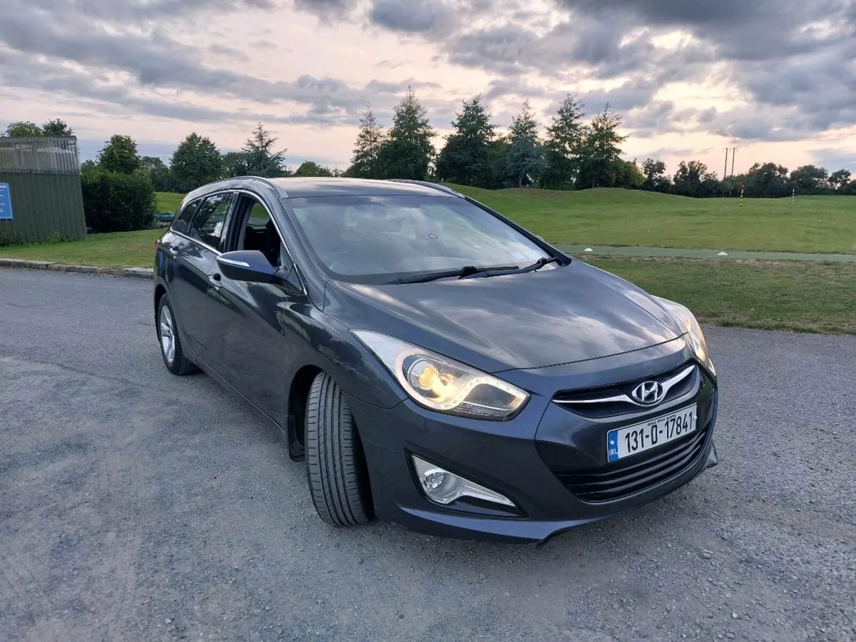 Hyundai i40 Diesel 1.7 Automatic - Image 1