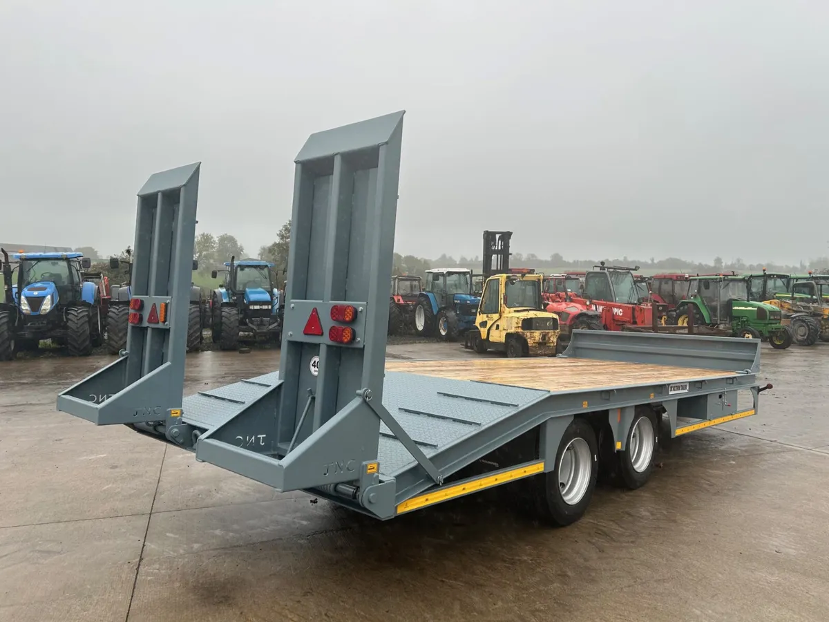 * New 19 Tonne JNC Low-Loader * - Image 3