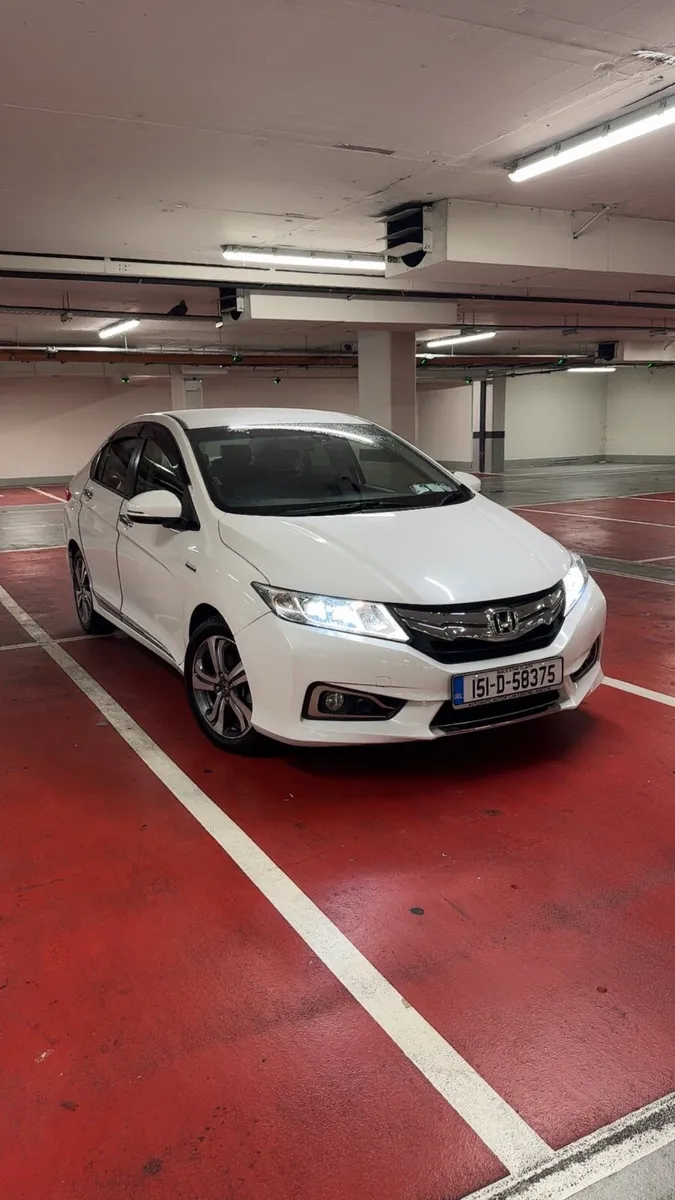 Honda Grace 2015 (Top Spec) - Only 100k KMS! - Image 1
