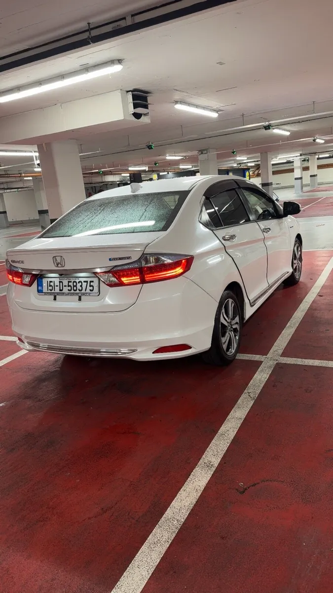Honda Grace 2015 (Top Spec) - Only 100k KMS! - Image 4