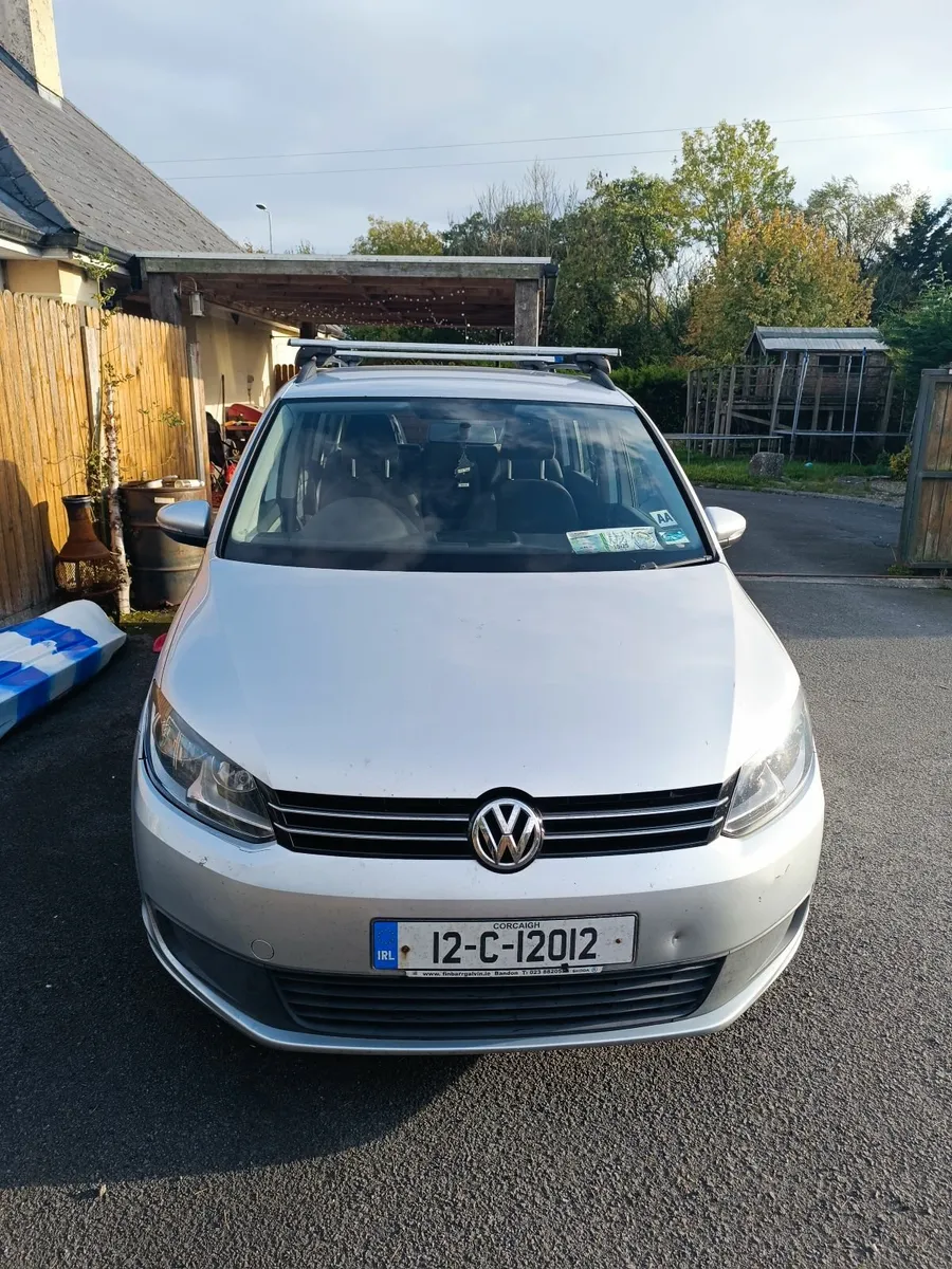 Volkswagen Touran 2012 - Image 1