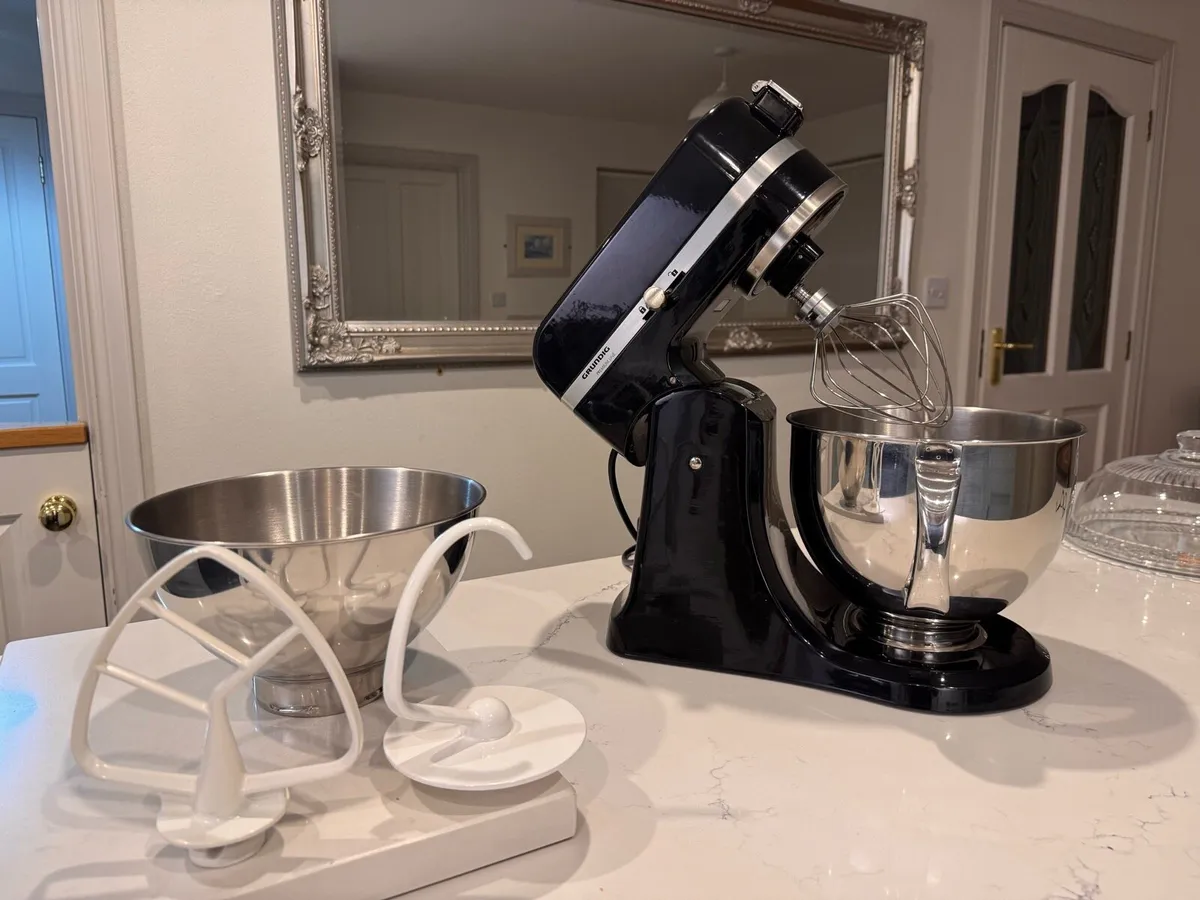 Grundig Premium Line Mixer - Image 2
