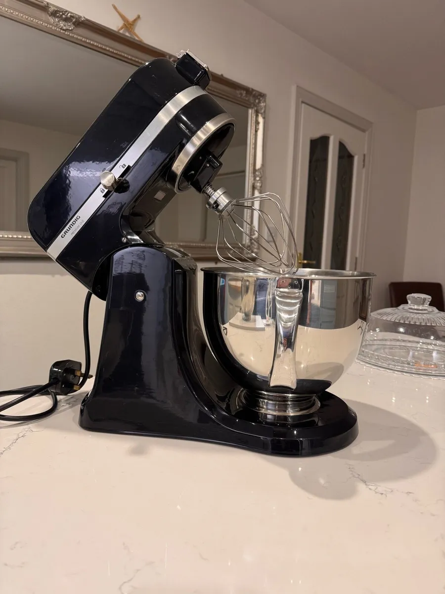 Grundig Premium Line Mixer - Image 3
