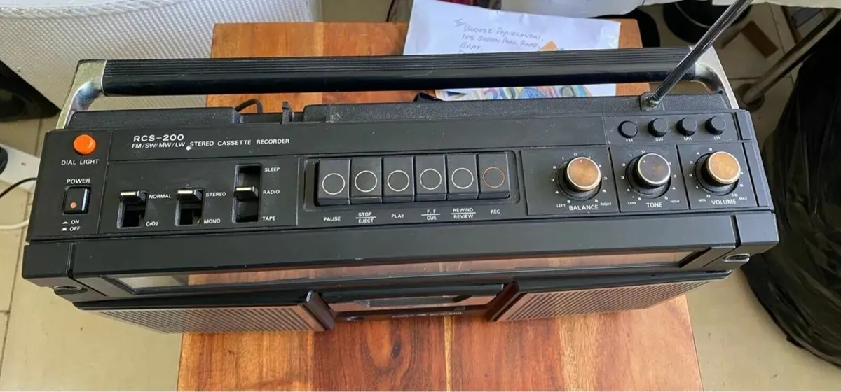 Eagle International RCS200 Portable Boombox Stereo - Image 3