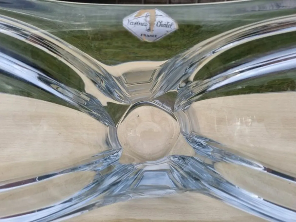 Vannes Chatel vintage large and heavy bowl - Image 2