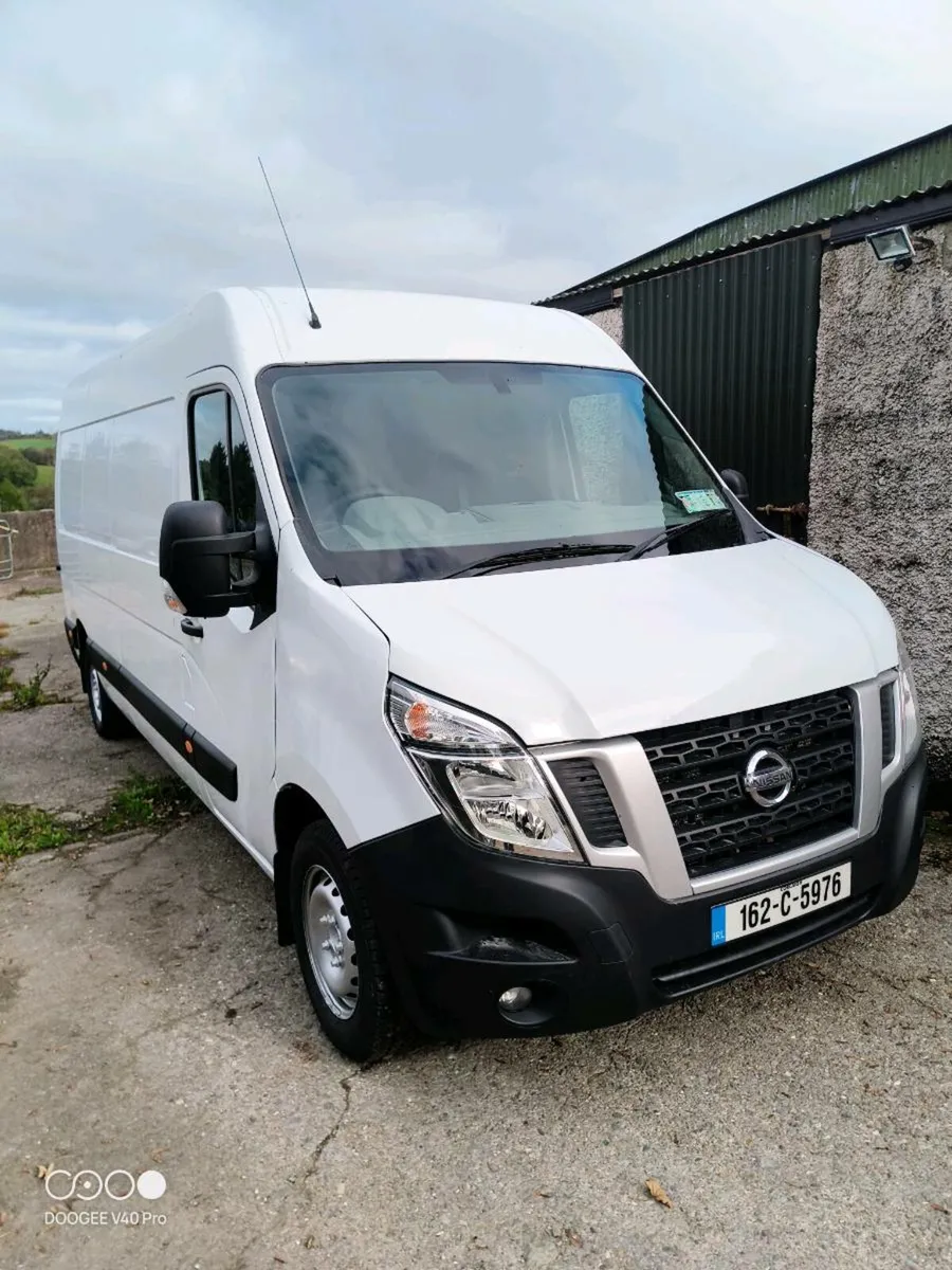 162 Nissan Nv 400 - Image 1