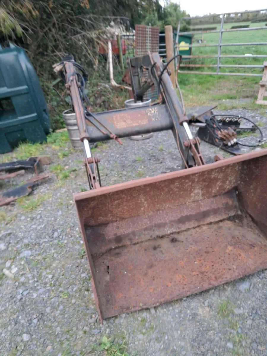Tractor - Image 1