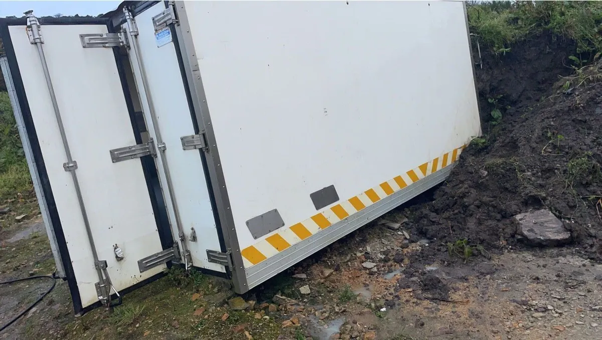 Container lorry body - Image 1