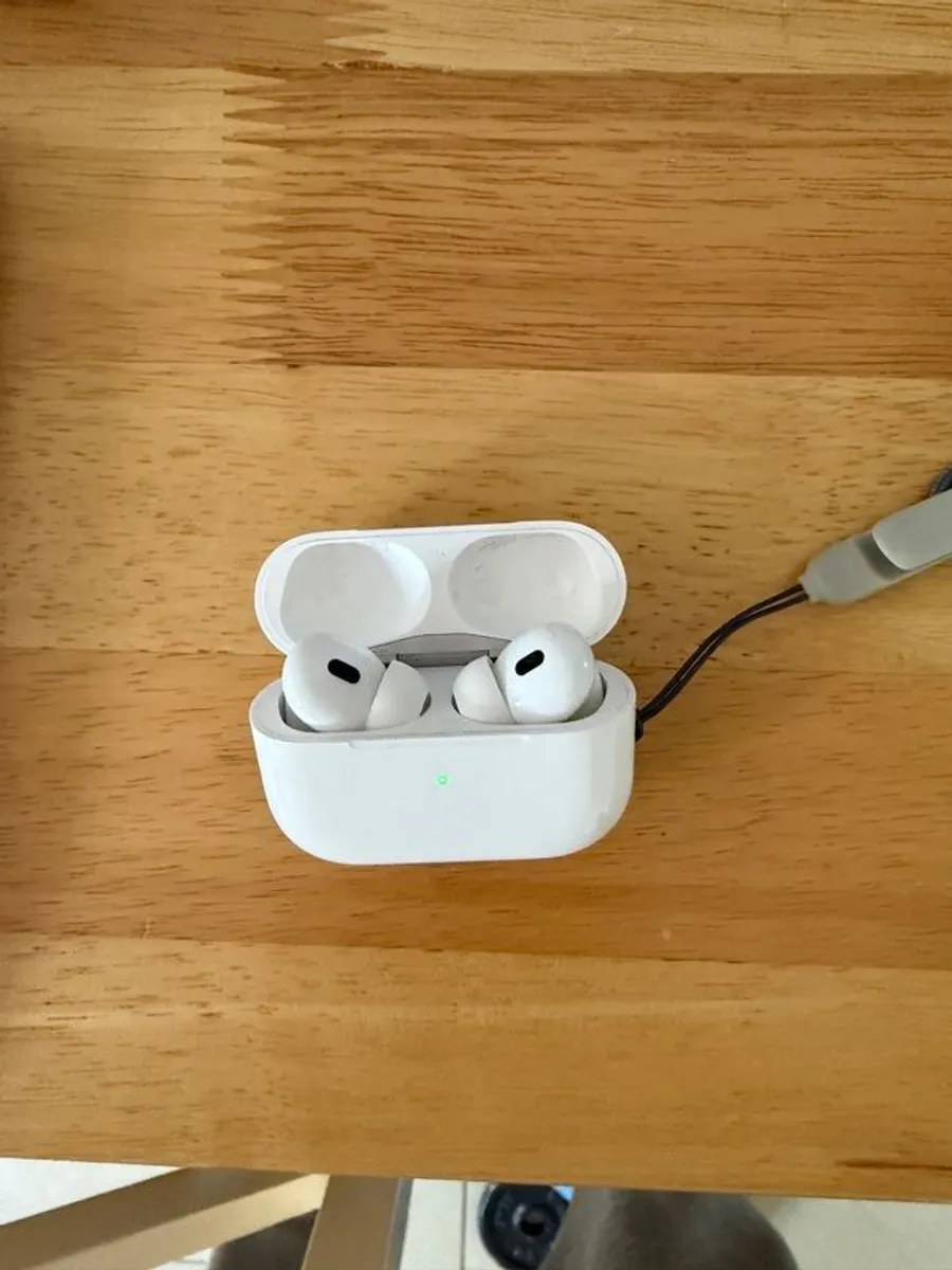 Apple AirPods Pro 2 - Image 2