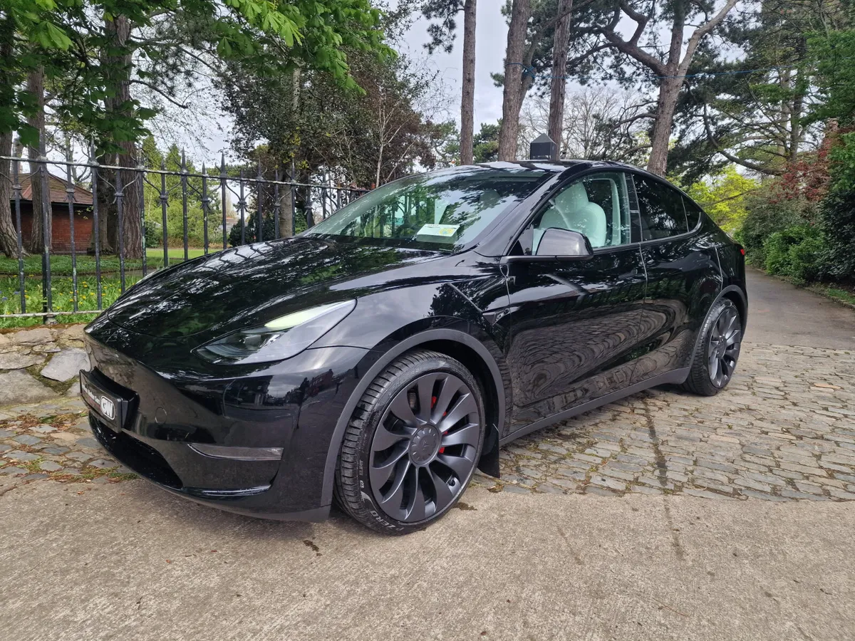 2023 (232) Tesla Model Y Performance AWD - Image 1