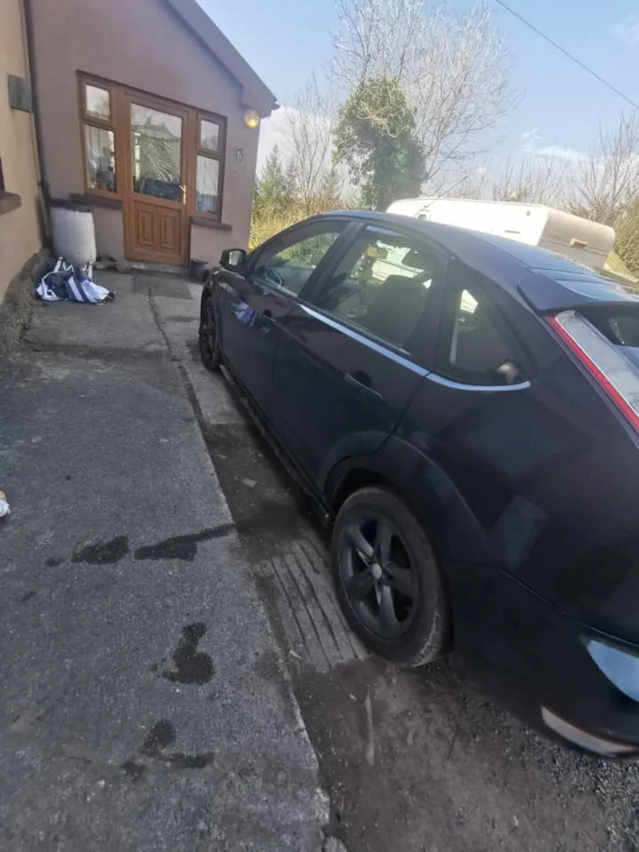 Ford focus - Image 2