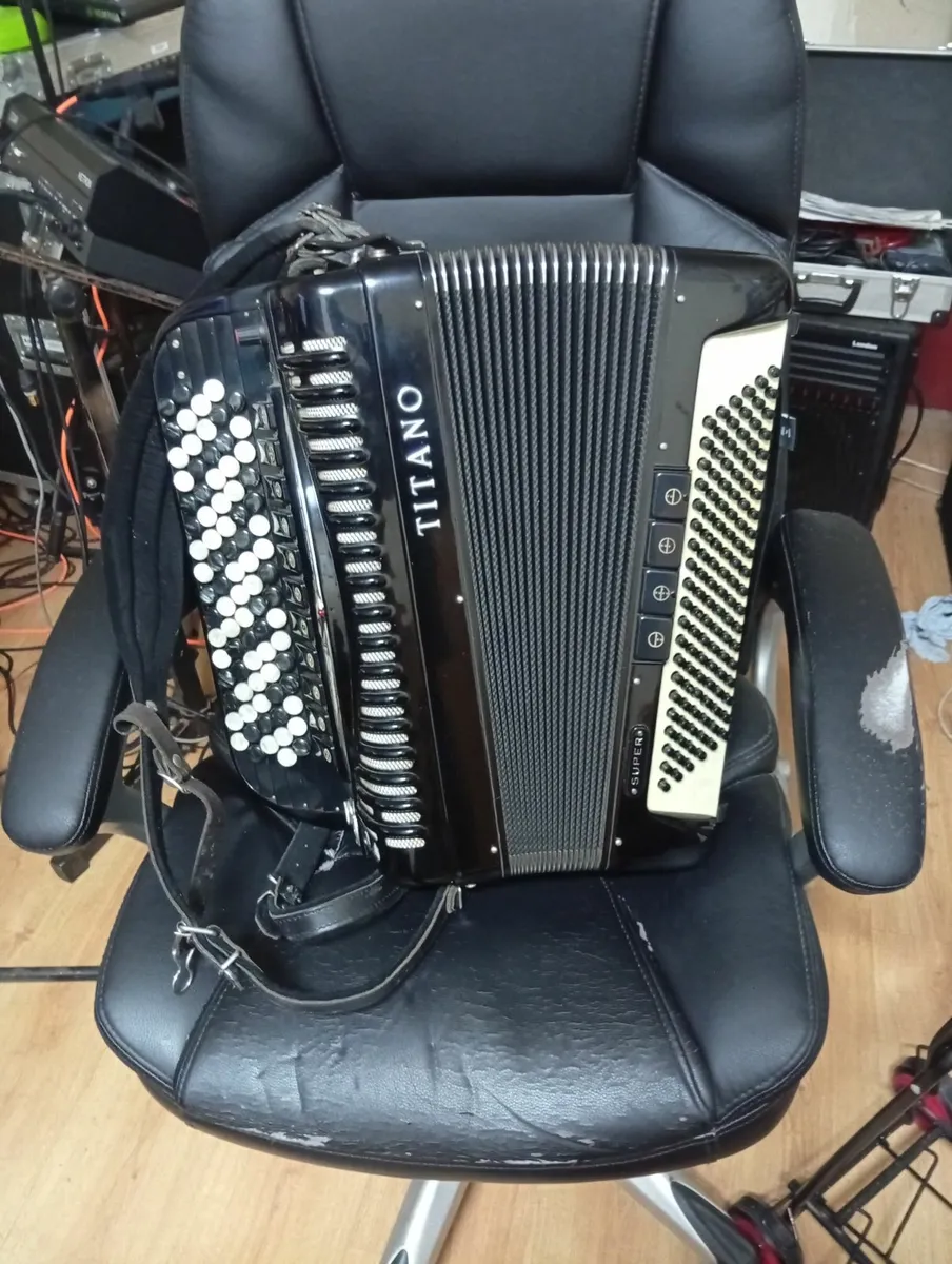 Accordion - Image 2