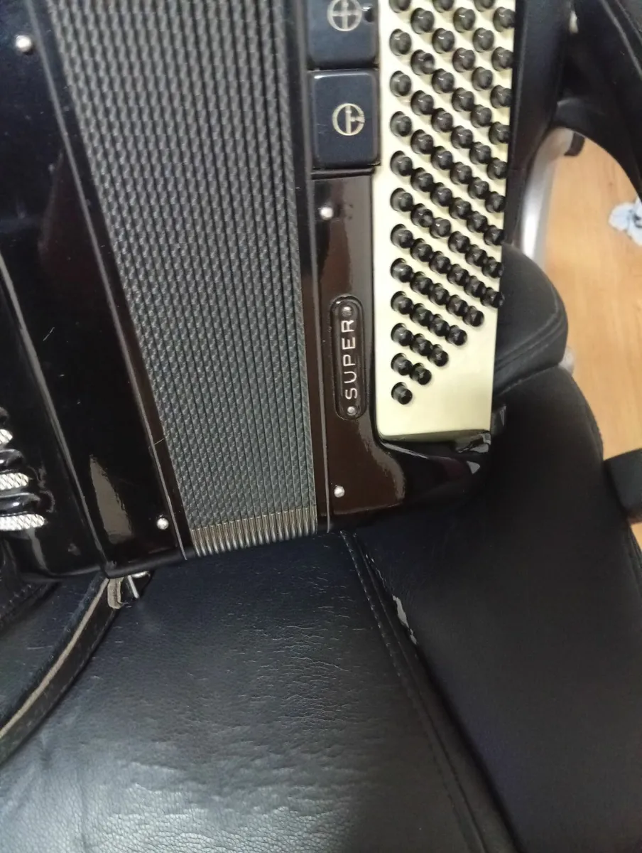 Accordion - Image 3