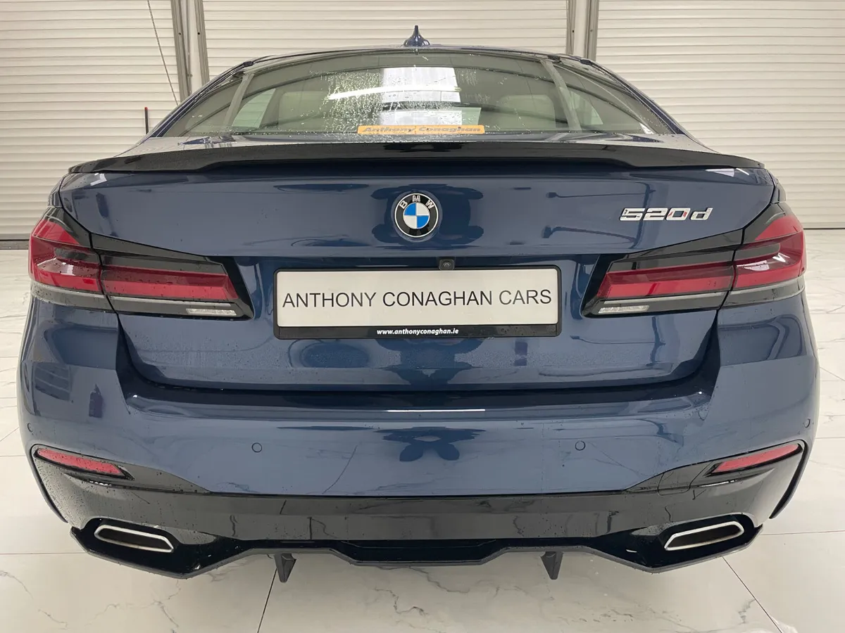 BMW 5-Series 2022 MSPORT SUNROOF MODEL - Image 4