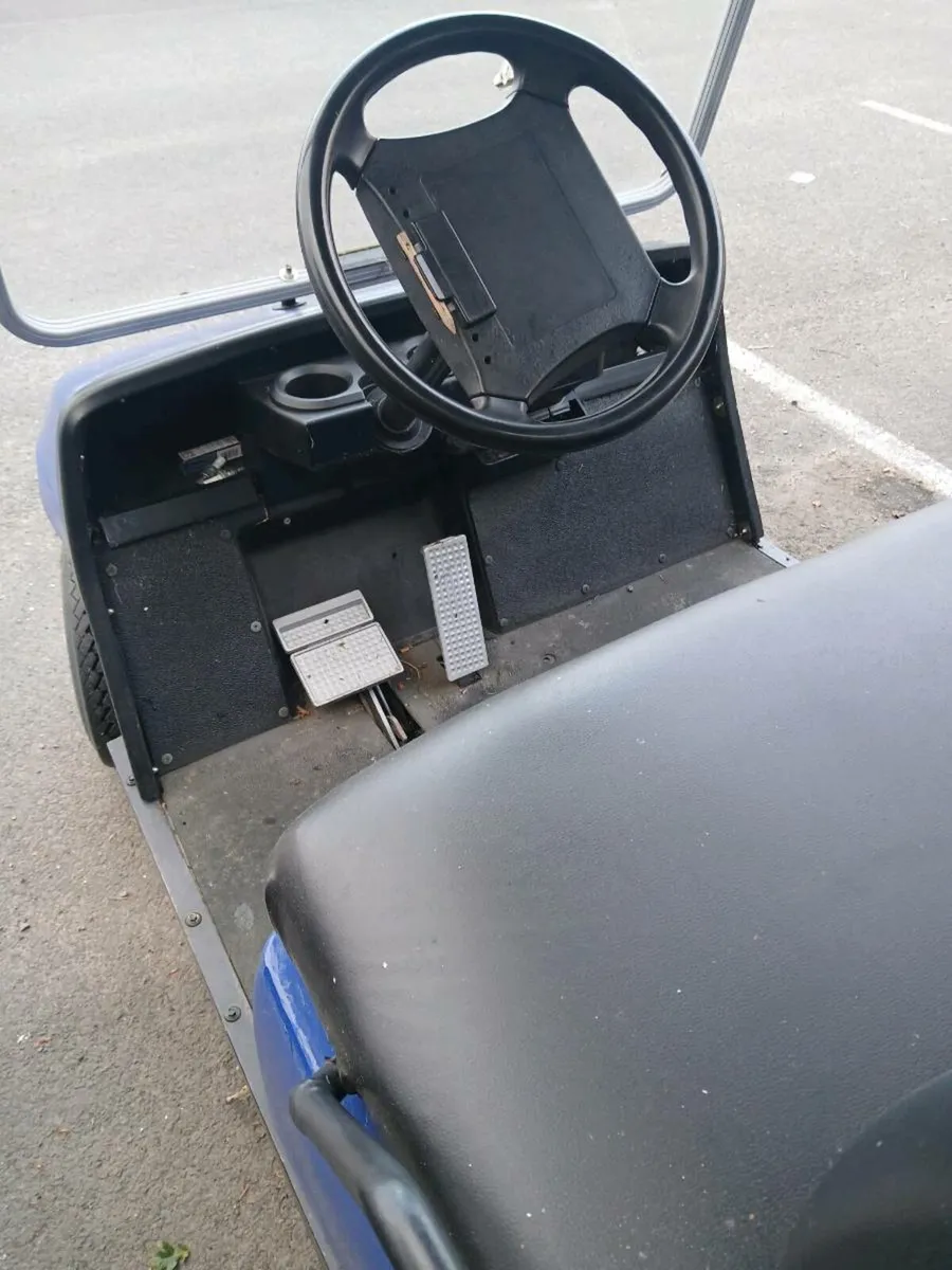 Yamaha Petrol Golf Buggy - Image 2