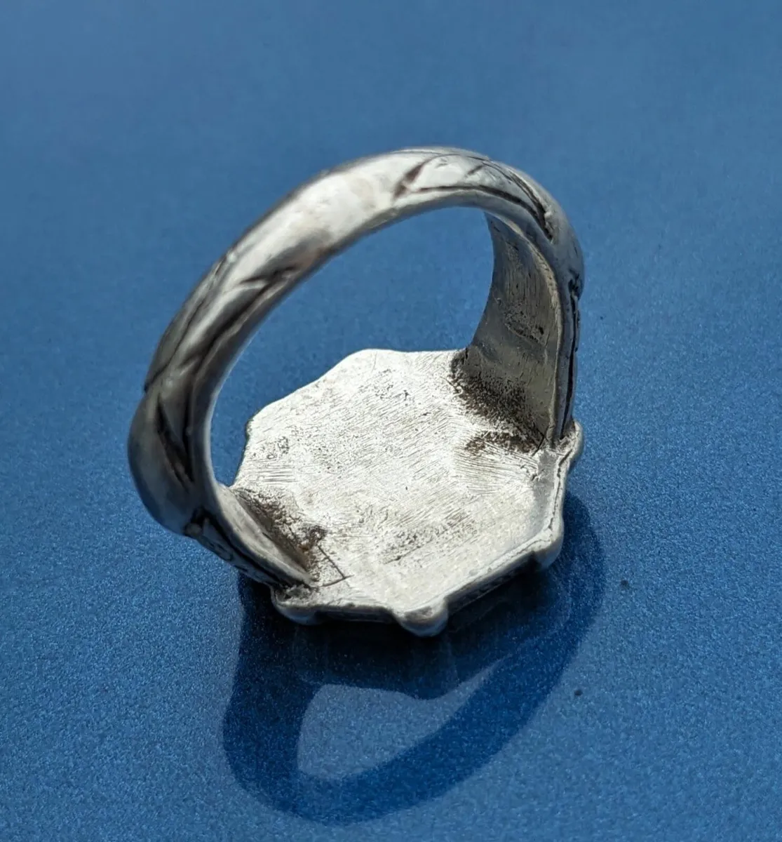 Medieval silver ring (Sassanid Empire?) - Image 4