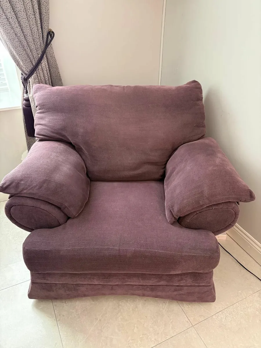 3 seater couch(sofa/settee) and armchair - Image 1