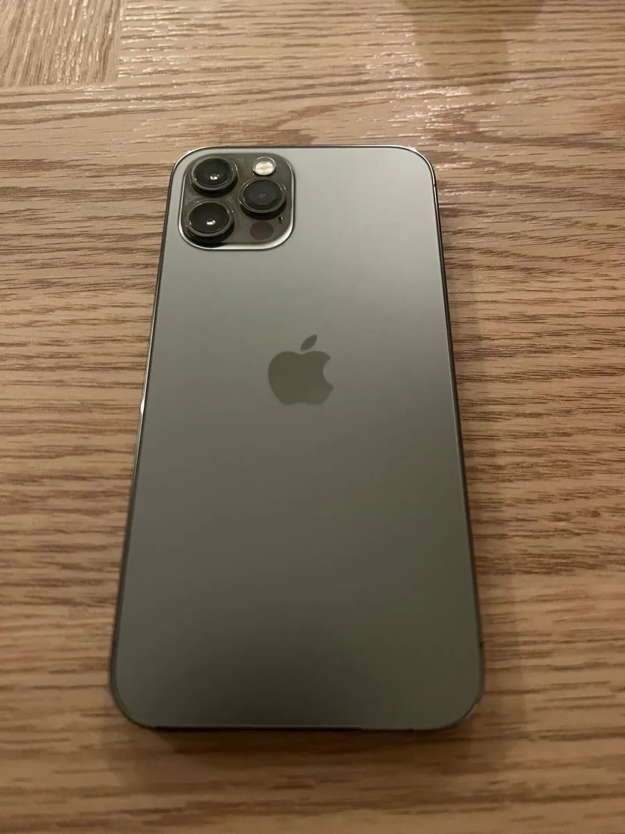 iPhone 12 Pro - Image 3