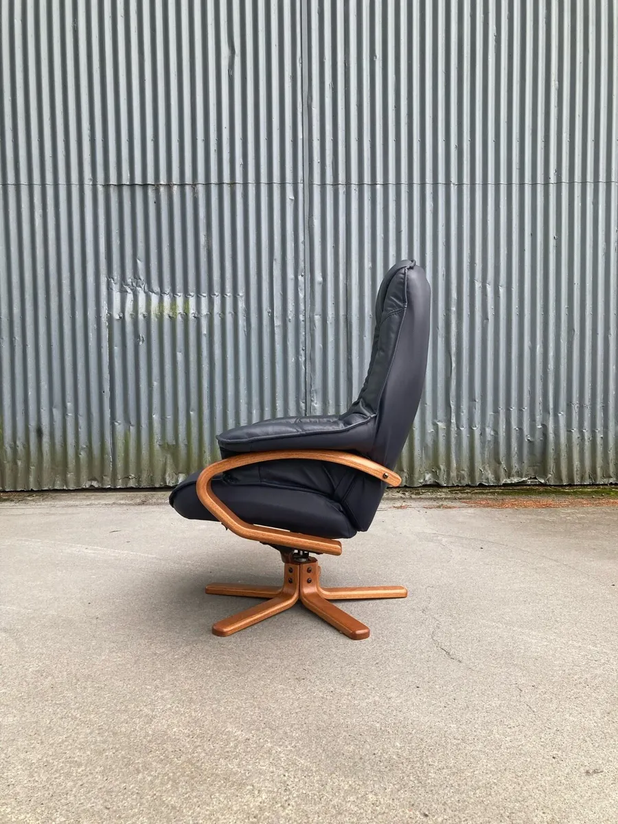 Chair - Image 4