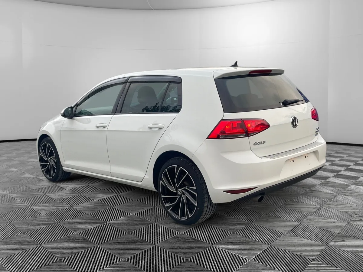 VW Golf - Comfortline DSG / Low KM - Image 3