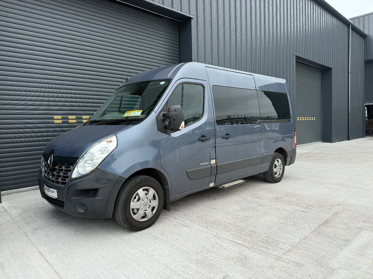Wheelchair Accessible Renault Master’s - Image 3
