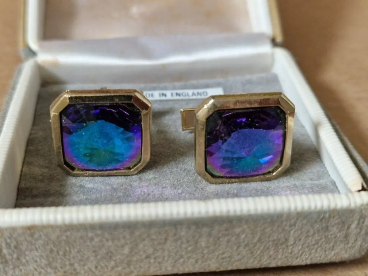 Set of HODGES Cuff Links in Box - Image 4