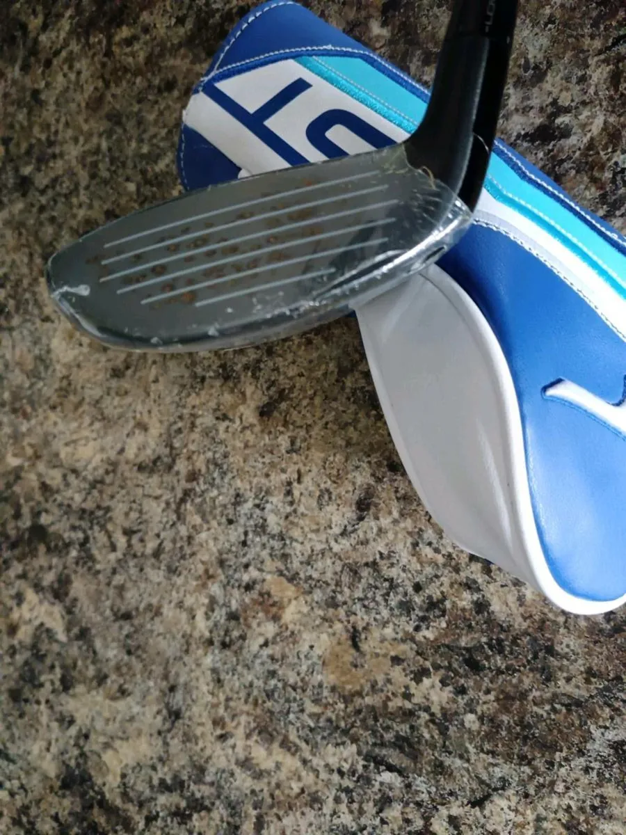 Mizuno St Max 3 Hybrid. New in Plastic. - Image 2