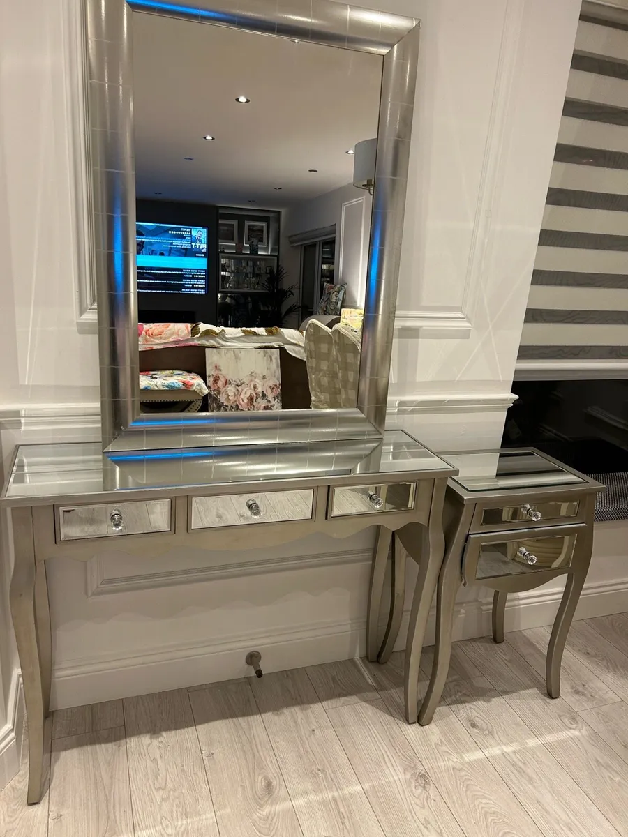 Mirrors - Image 1