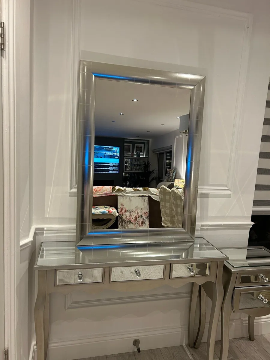 Mirrors - Image 2