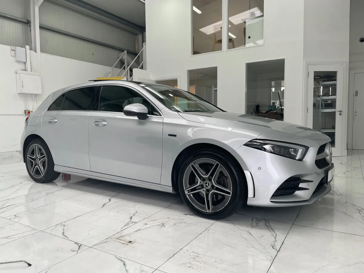 Mercedes-Benz AMG 2021 Pan Roof - Image 2