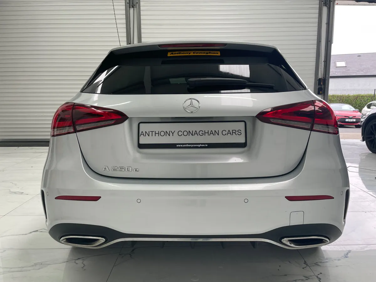 Mercedes-Benz AMG 2021 Pan Roof - Image 4