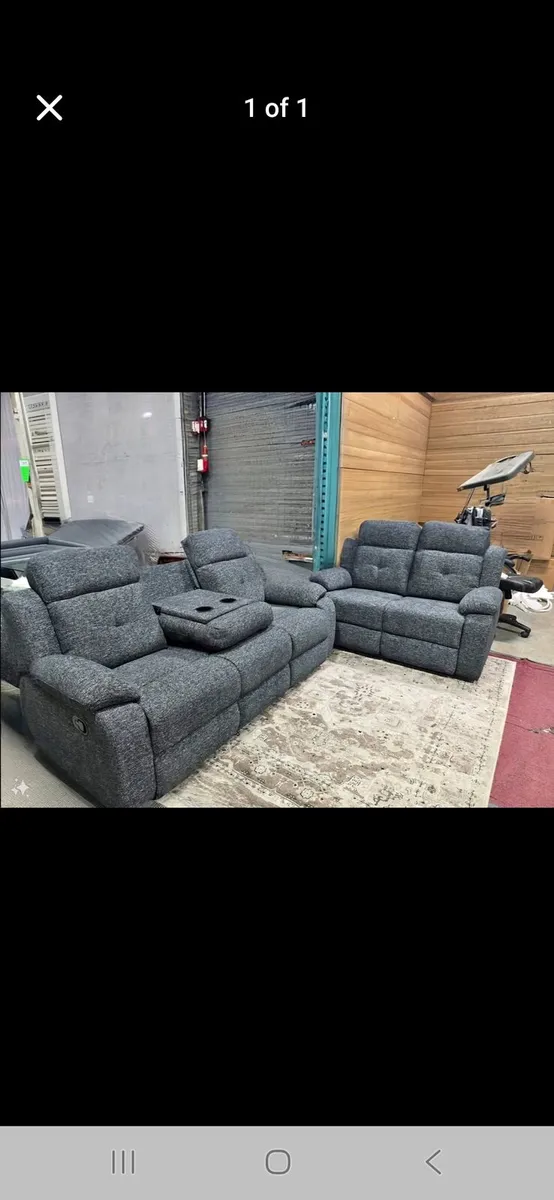 Brand new tango 3 plus 2 recliners reduced