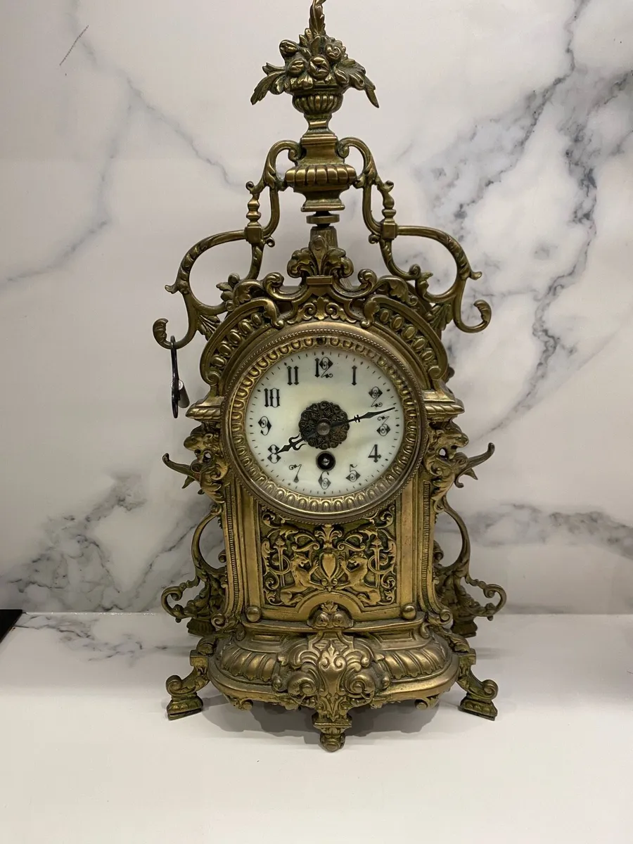 Antique clock - Image 1
