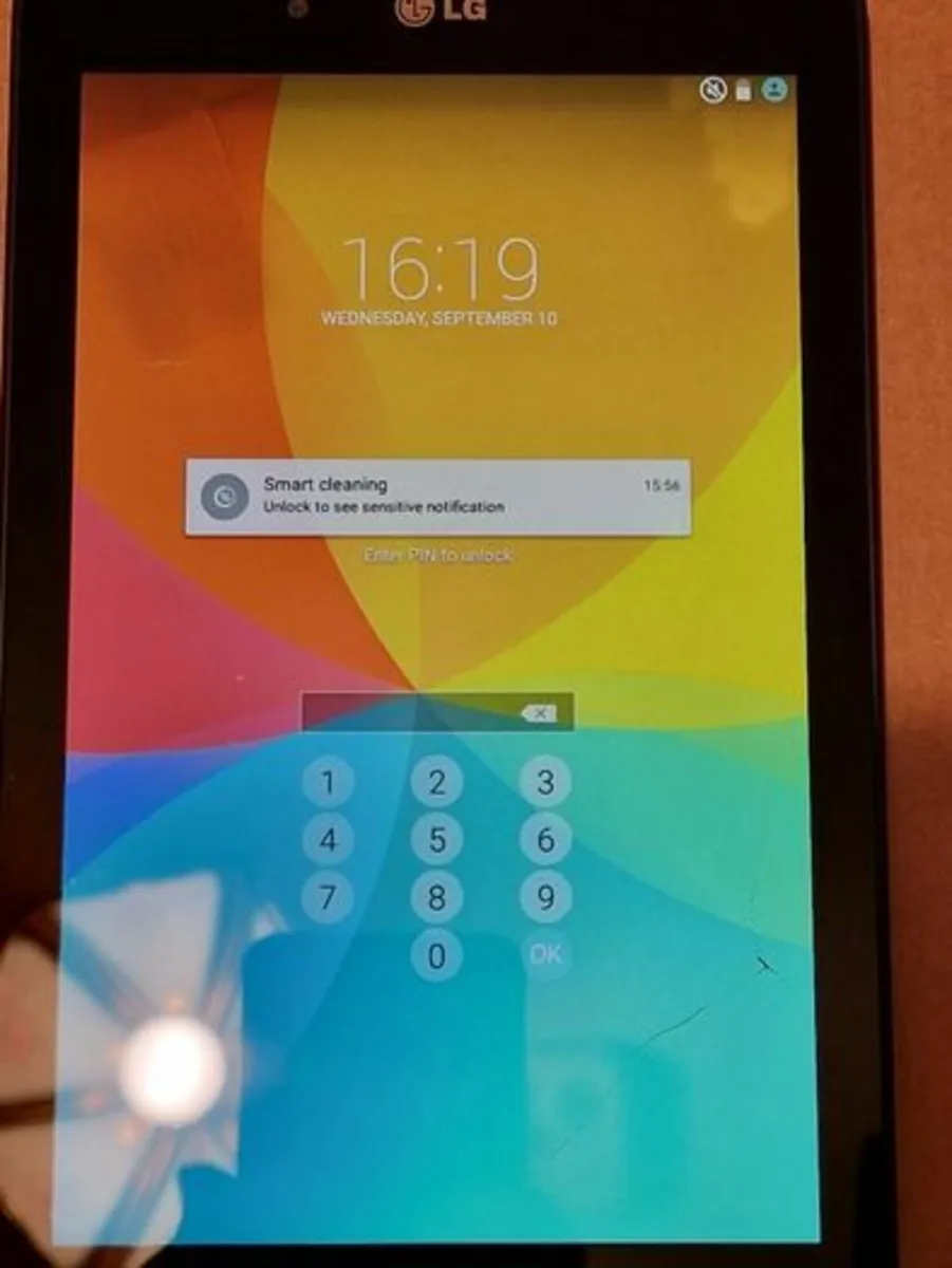 LG 7 inch Tablet, 8GB in very good condition - Image 1