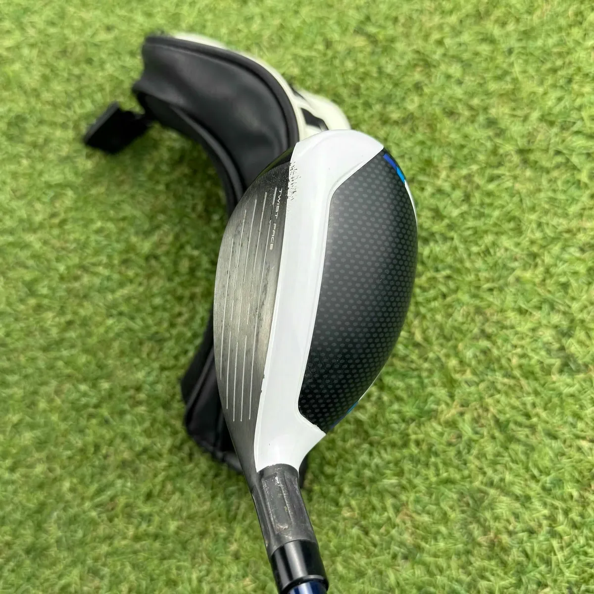 Taylormade Sim 2 Max Hybrid / #3 19° / Stiff - Image 3