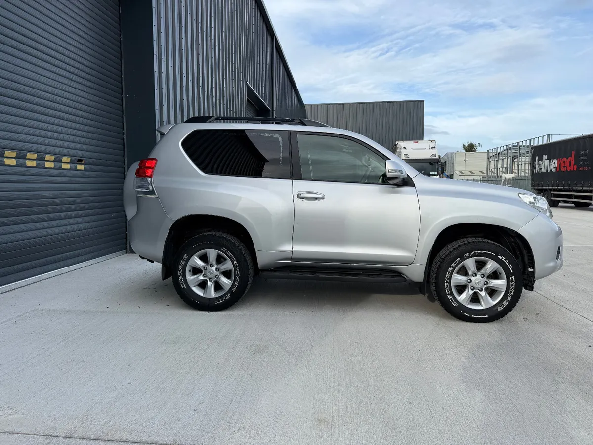 Toyota Land Cruiser 2013 - Image 2